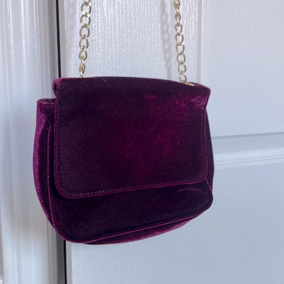 4 for $50 Velvet burgundy crossbody bag - Picture 3 of 6